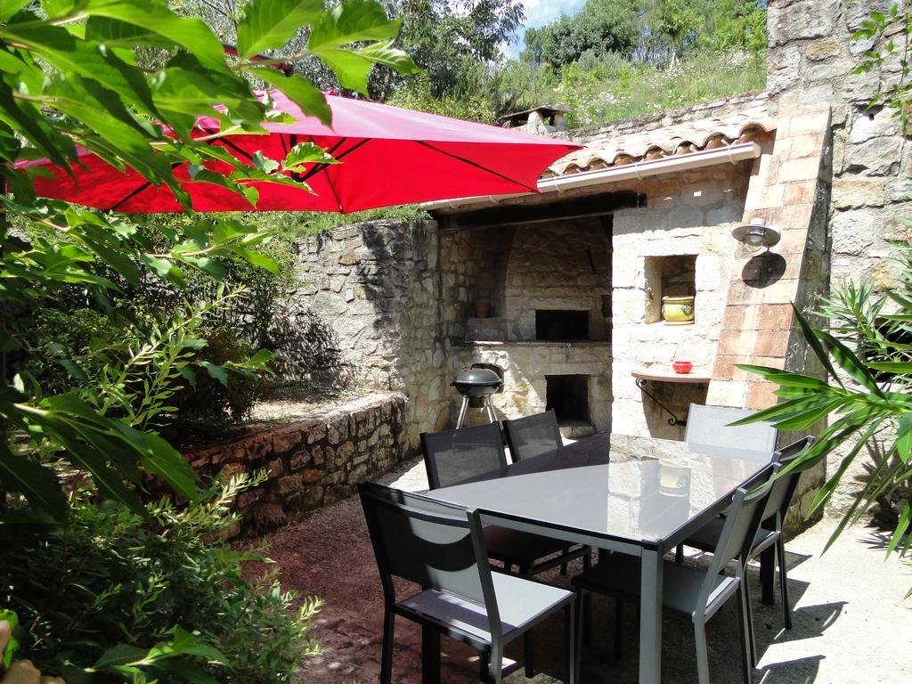Apartament Mas De Sarjac Saint-Andéol-de-Vals Zewnętrze zdjęcie